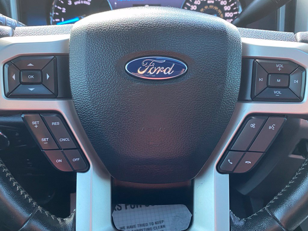 Used 2017 Ford F250 Lariat w/ Lariat Ultimate Package AWD/4WD image 28
