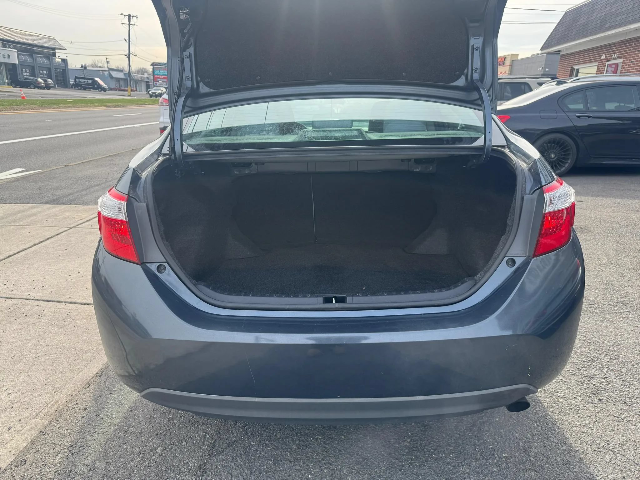 Used 2016 Toyota Corolla LE FWD image 20