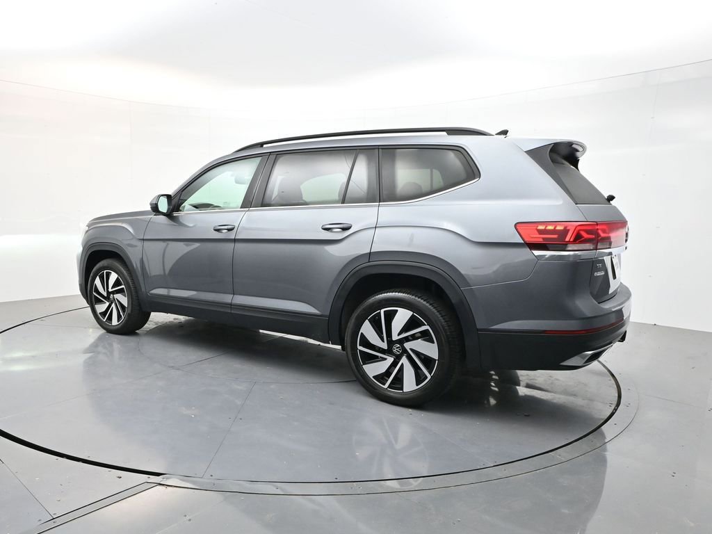 Used 2024 Volkswagen Atlas SE image 5