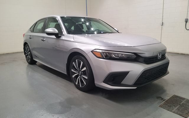 Used 2023 Honda Civic EX image 2