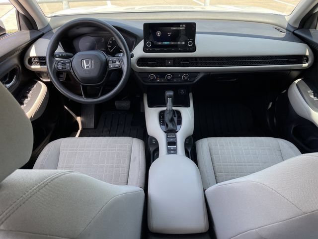 Certified 2025 Honda HR-V LX image 9