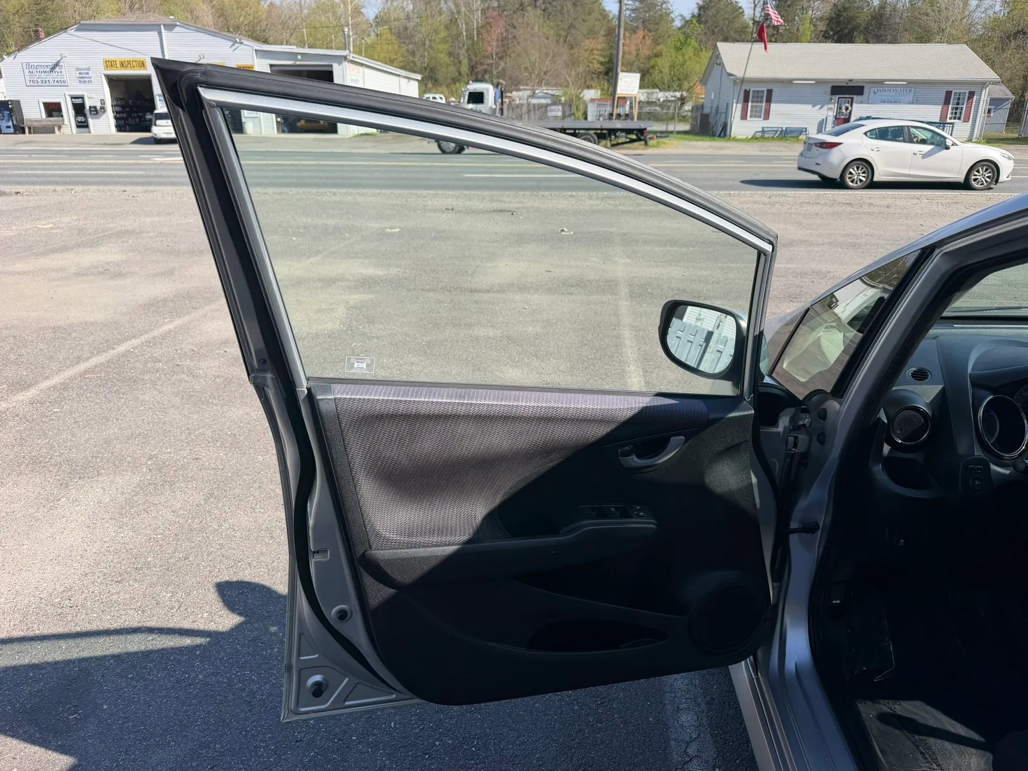 Used 2013 Honda Fit Sport image 18