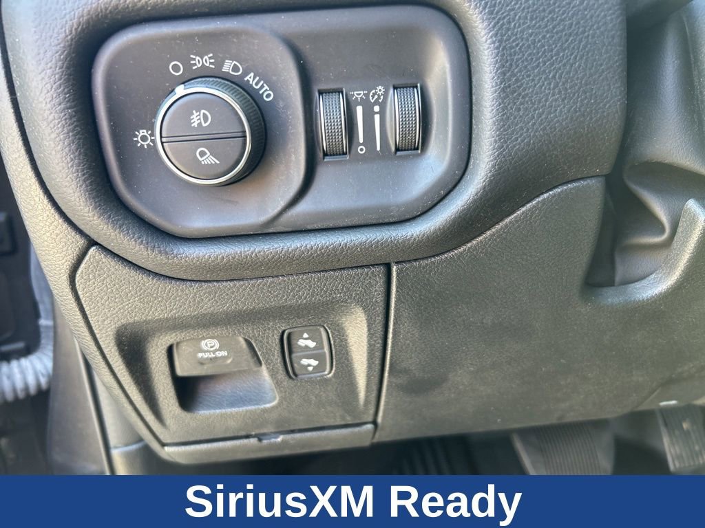 Used 2023 RAM 1500 Laramie AWD/4WD image 15