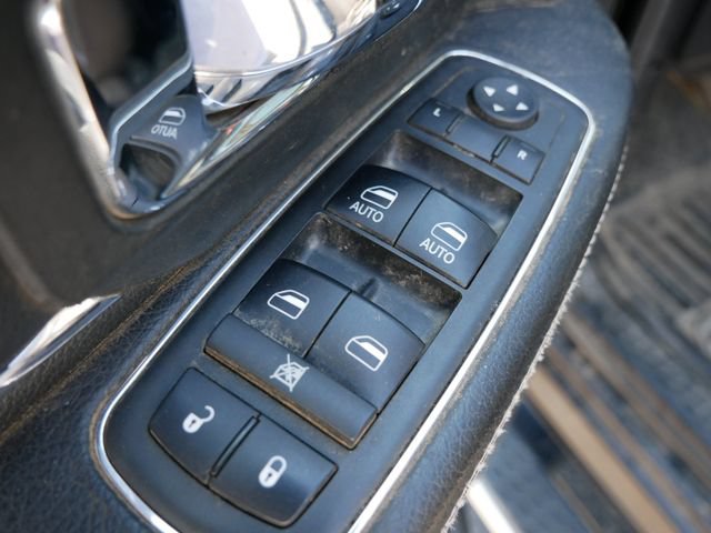Used 2018 RAM 1500 Laramie w/ Convenience Group AWD/4WD image 18