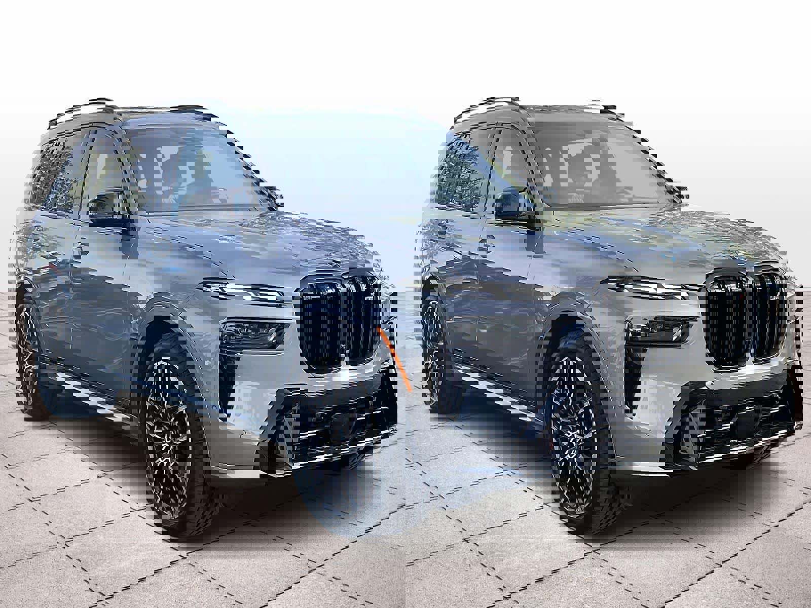 Used 2026 BMW X7 M60i image 2