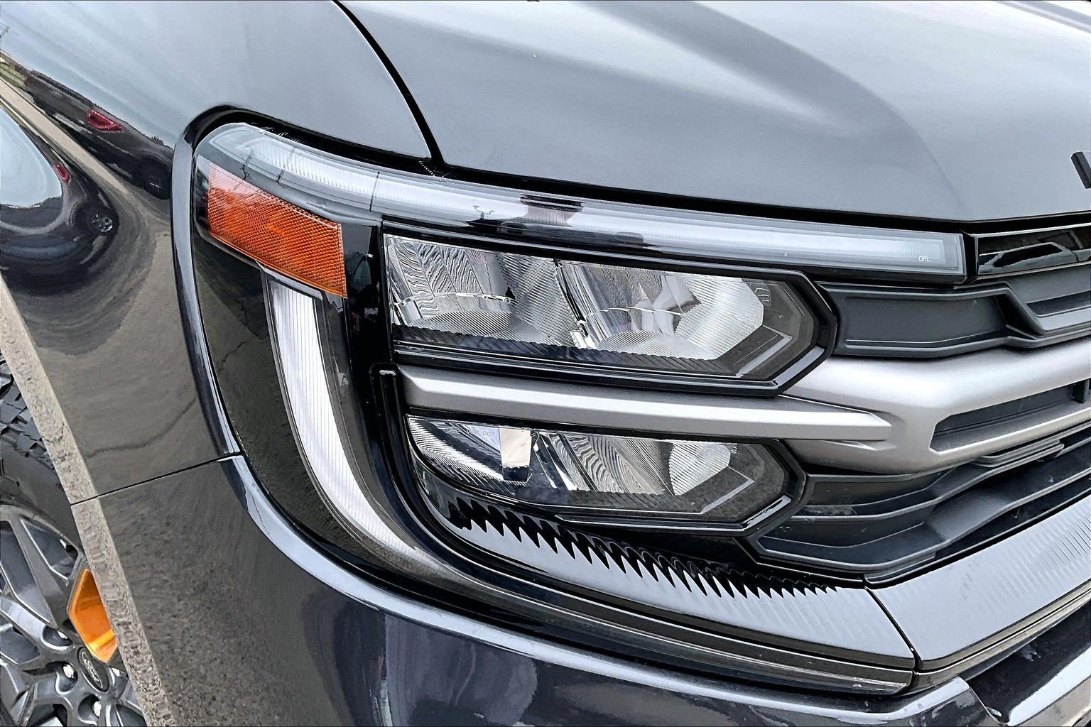 Used 2025 Ford Expedition Tremor AWD/4WD image 28