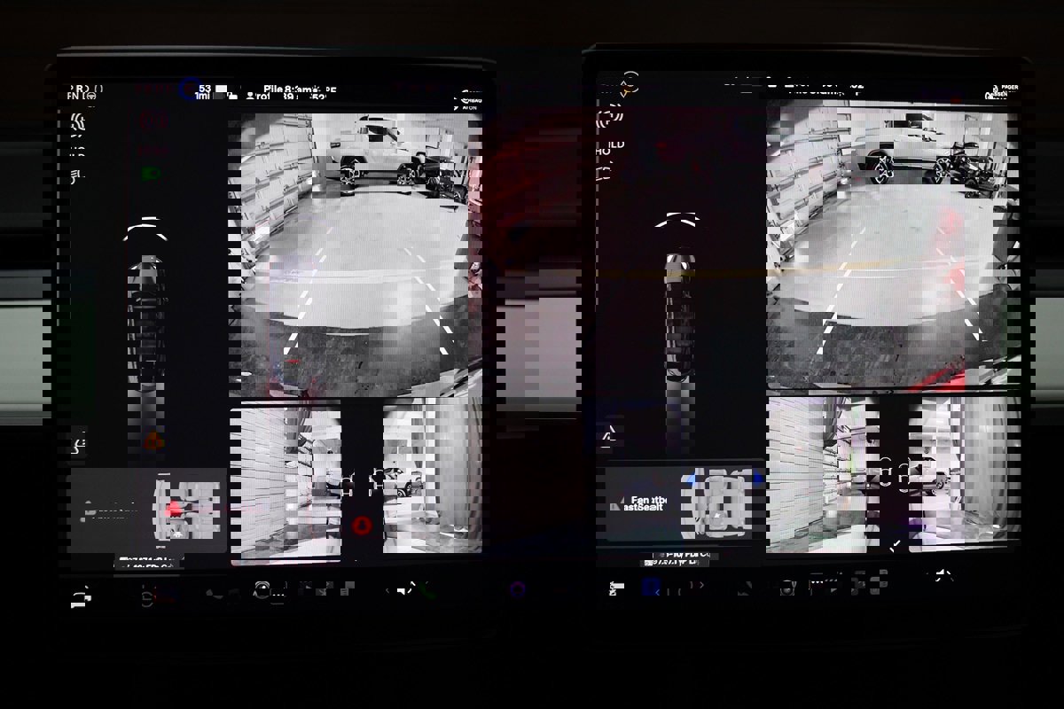 Used 2021 Tesla Model Y Long Range image 16