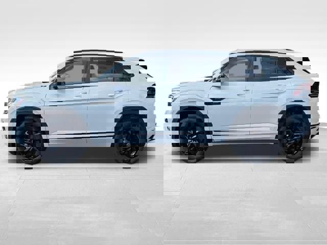 New 2026 Volkswagen Atlas Cross Sport SEL R-Line image 4