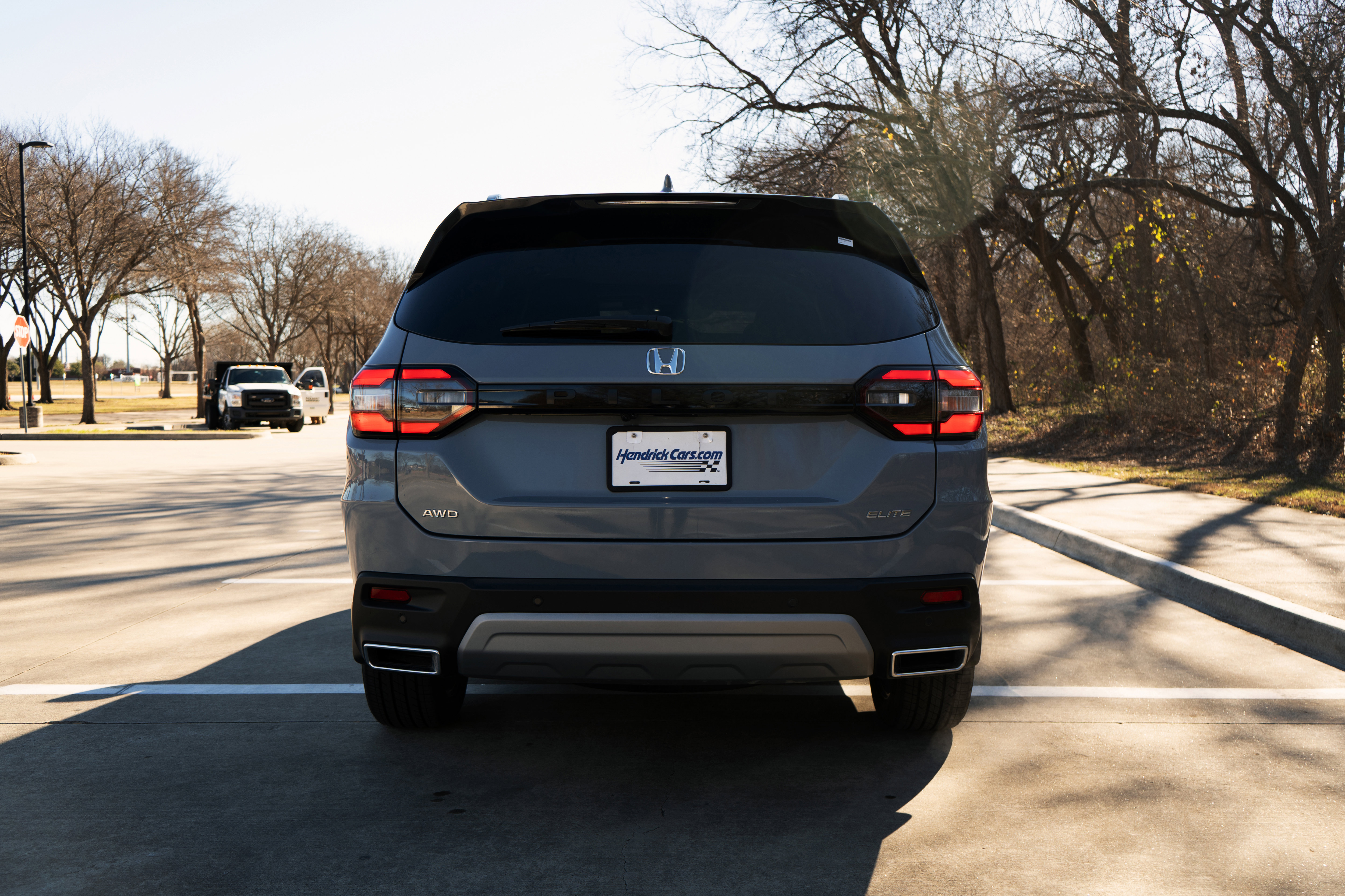 Used 2025 Honda Pilot Elite image 8