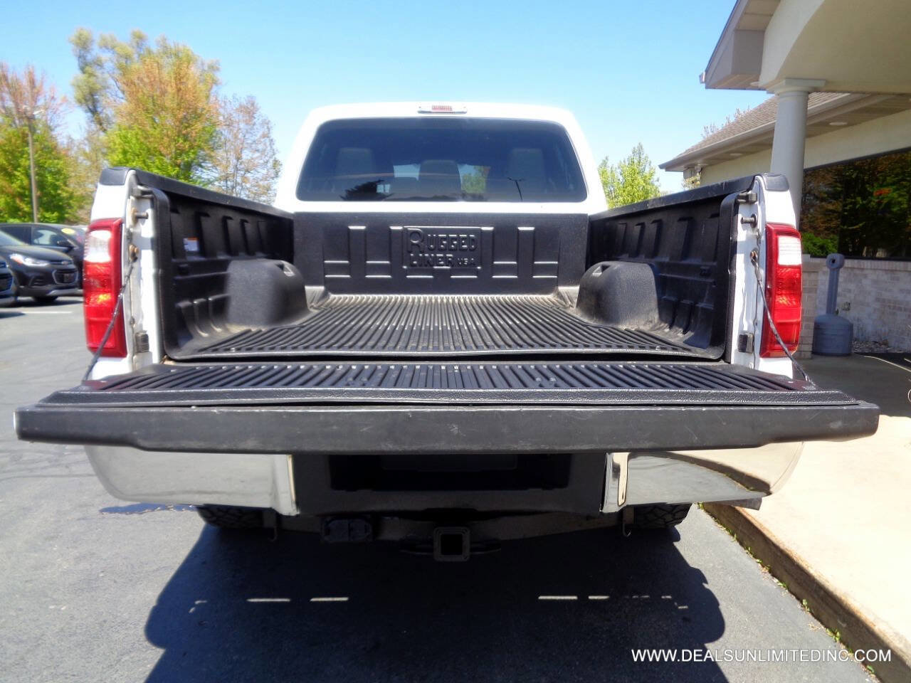 Used 2014 Ford F250 XL w/ Power Equipment Group image 18