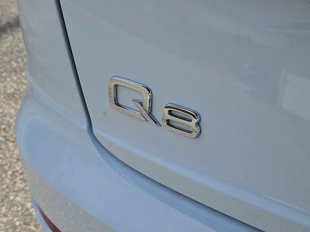 Certified 2023 Audi Q8 Premium Plus w/ Premium Plus Package AWD/4WD image 6