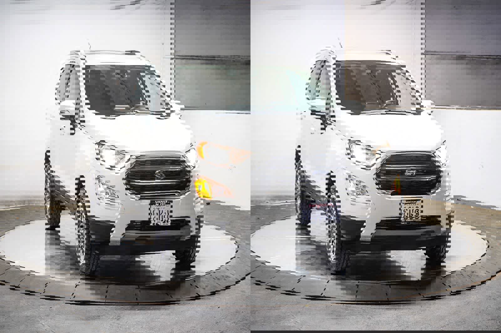 Used 2020 Ford EcoSport Titanium image 2