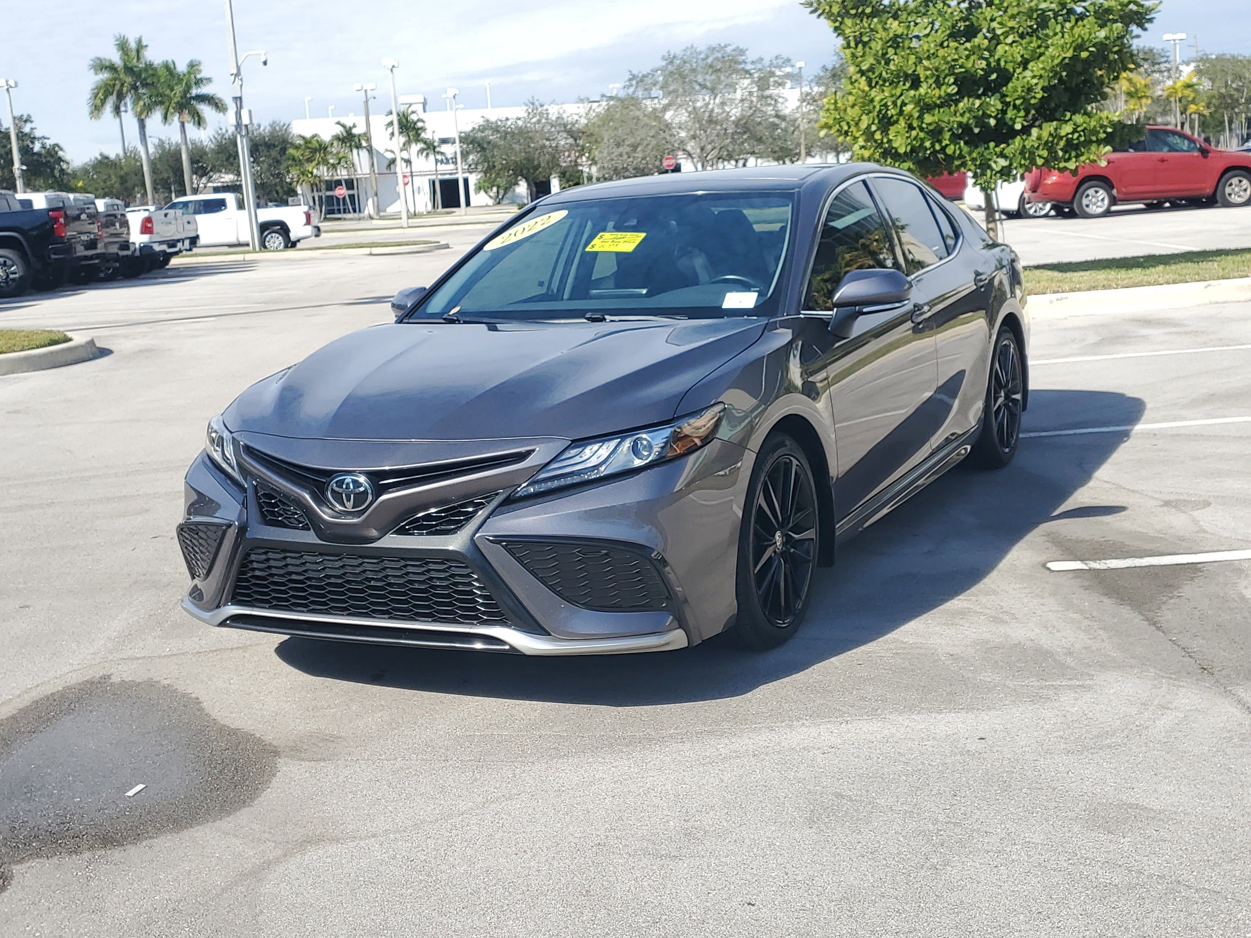 Used 2022 Toyota Camry XSE image 7