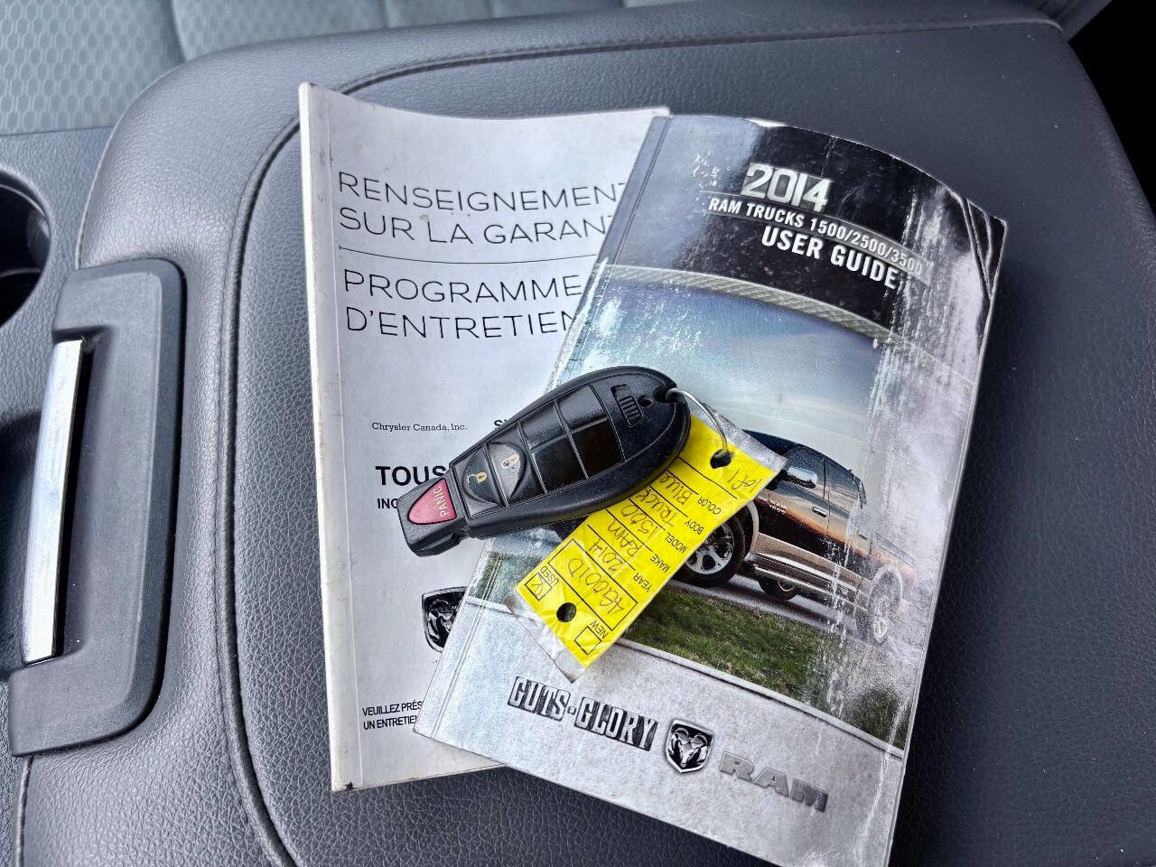 Used 2014 RAM 1500 ST w/ SXT Appearance Group image 39