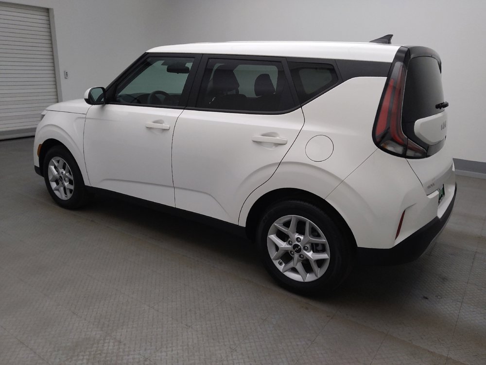 Used 2025 Kia Soul S FWD image 3
