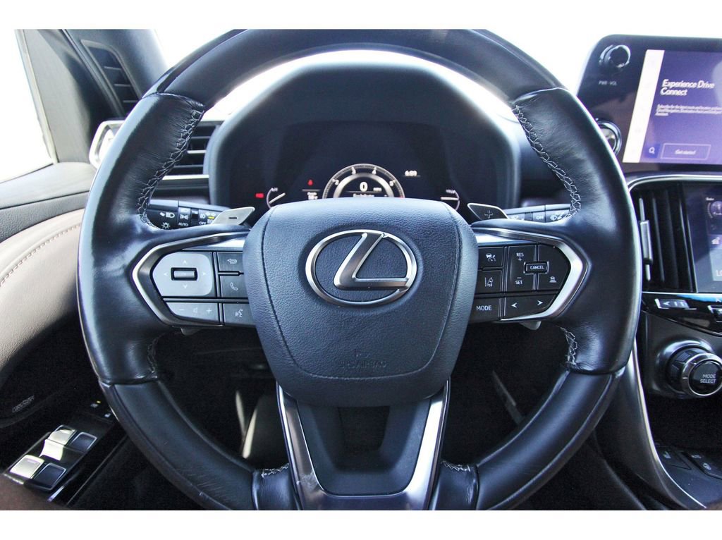 Used 2023 Lexus LX 600 4WD w/ Accessory Package (Z1) image 14