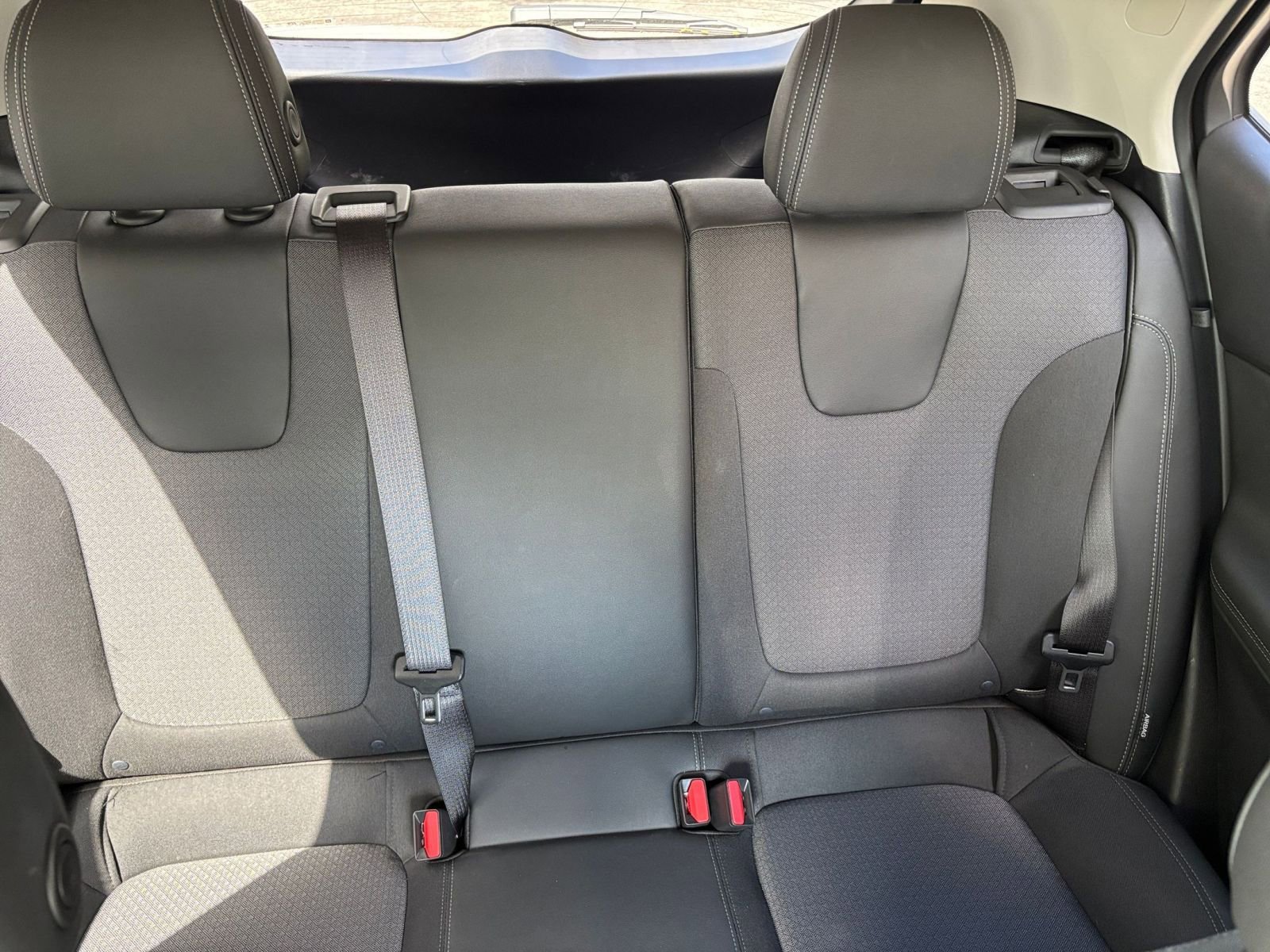 Used 2025 Buick Encore GX Preferred image 35