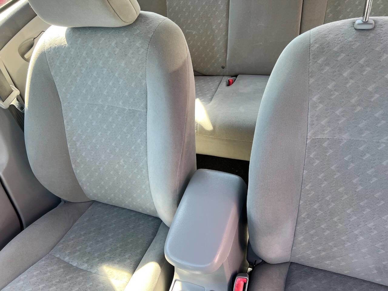 Used 2010 Toyota Corolla image 6