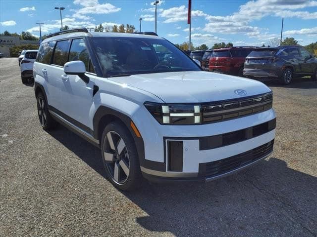 Used 2025 Hyundai Santa Fe Limited image 2