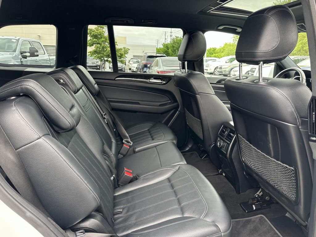 Used 2017 Mercedes-Benz GLS 450 4MATIC image 38