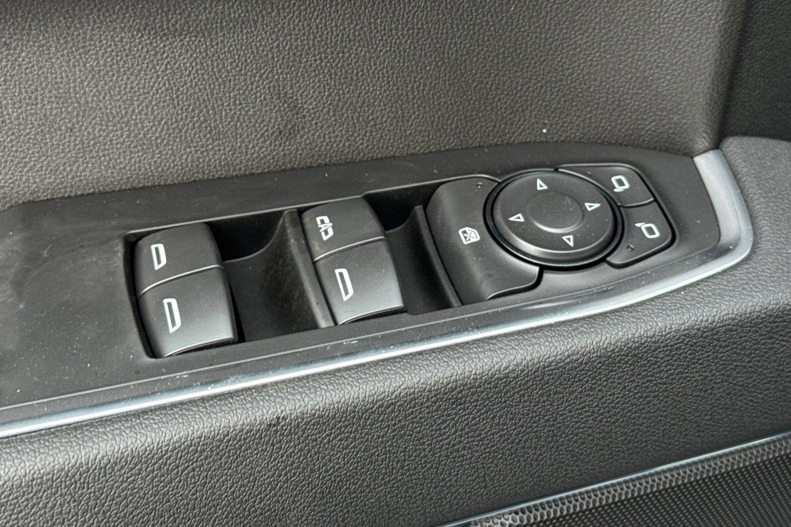 New 2026 Chevrolet Silverado 1500 LT w/ Z71 Off-Road Package image 14