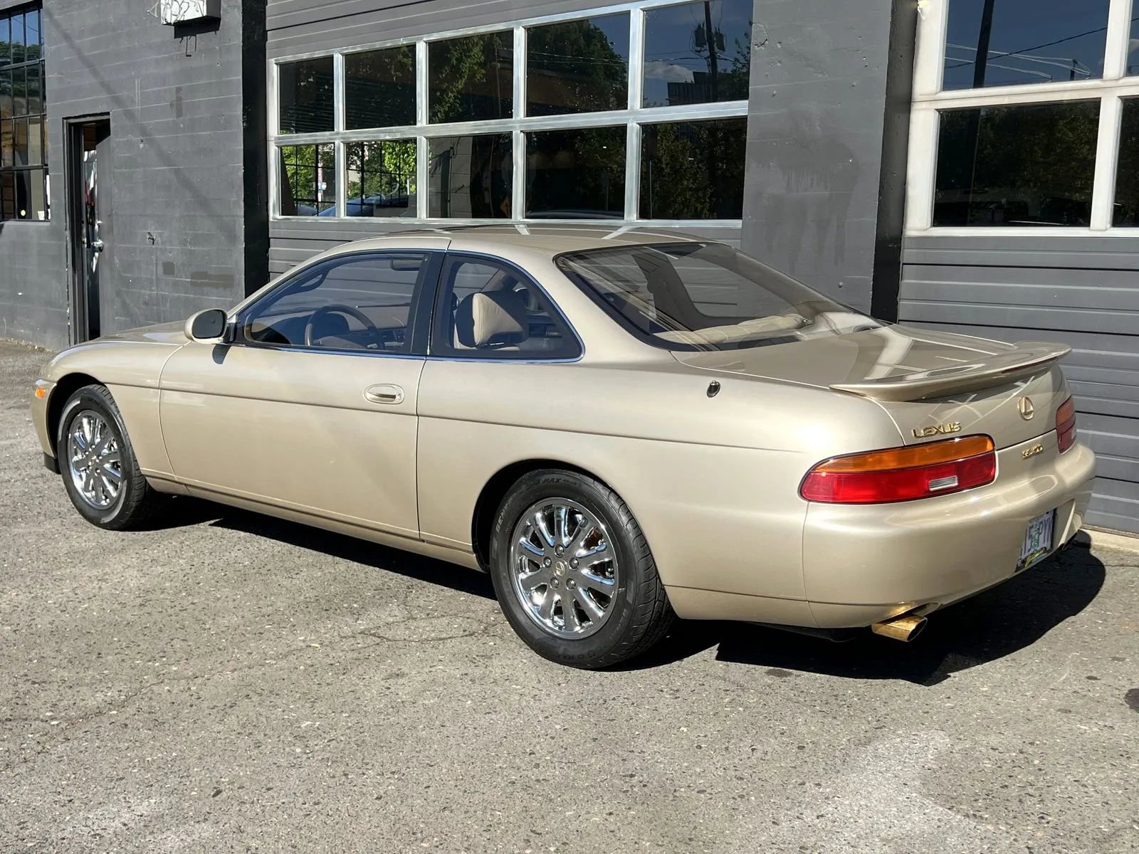 Used 1994 Lexus SC 400 Coupe RWD image 3