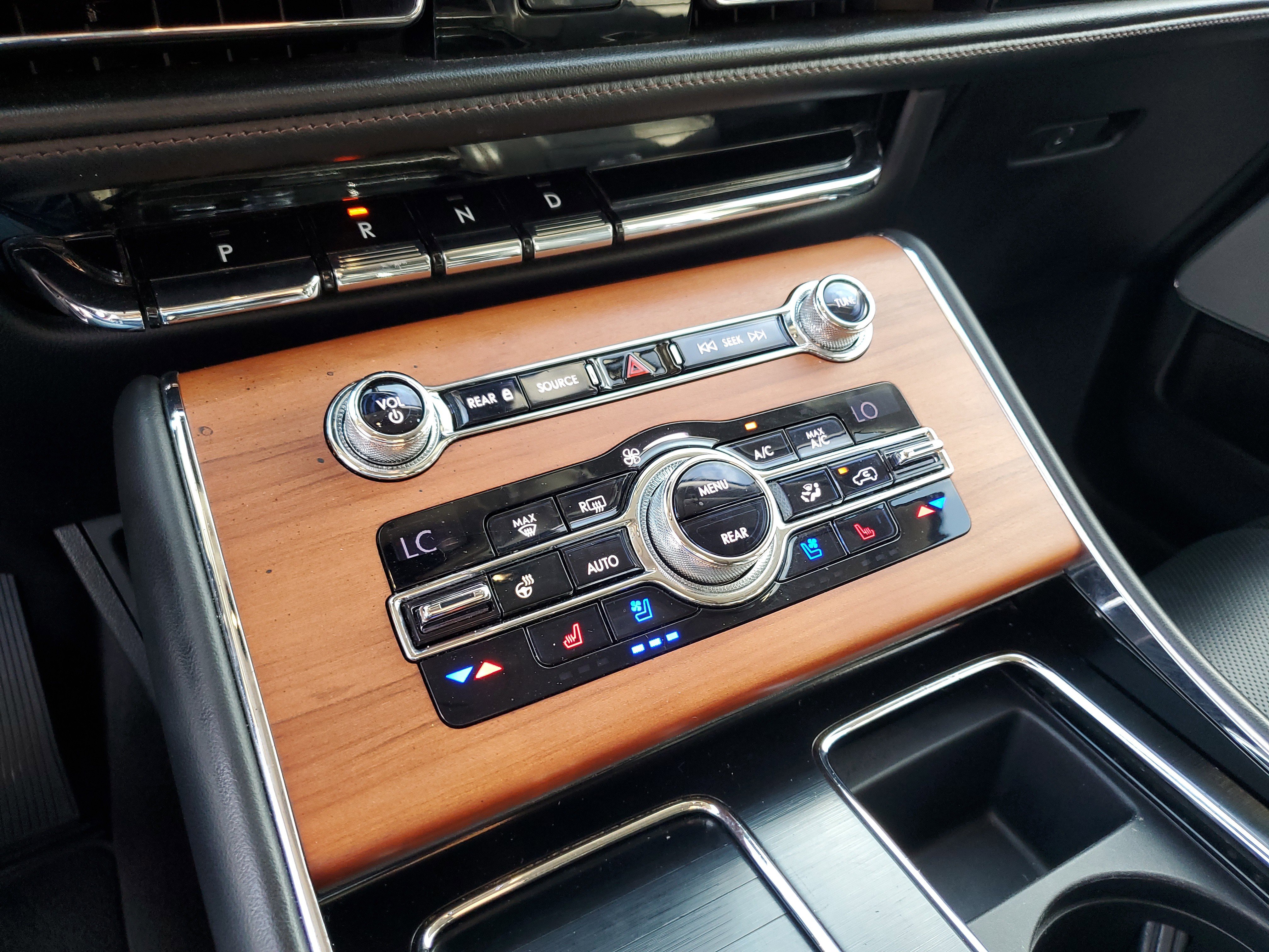 Certified 2020 Lincoln Aviator Reserve w/ Equipment Group 201A image 27