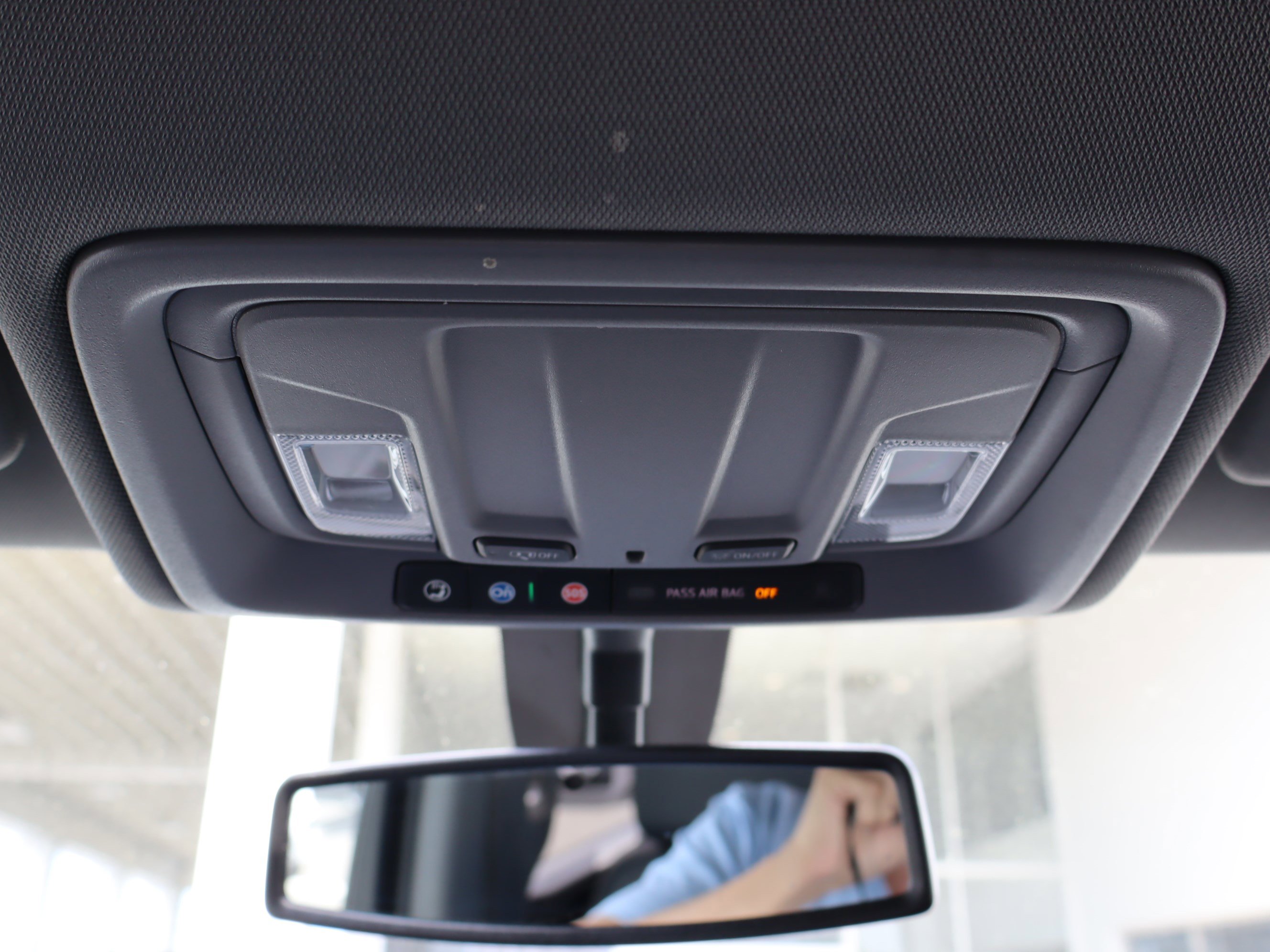 Used 2022 Chevrolet Silverado 2500 LTZ w/ Safety Package AWD/4WD image 32