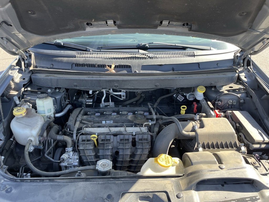 Used 2020 Dodge Journey SE w/ SE Popular Equipment Group image 32