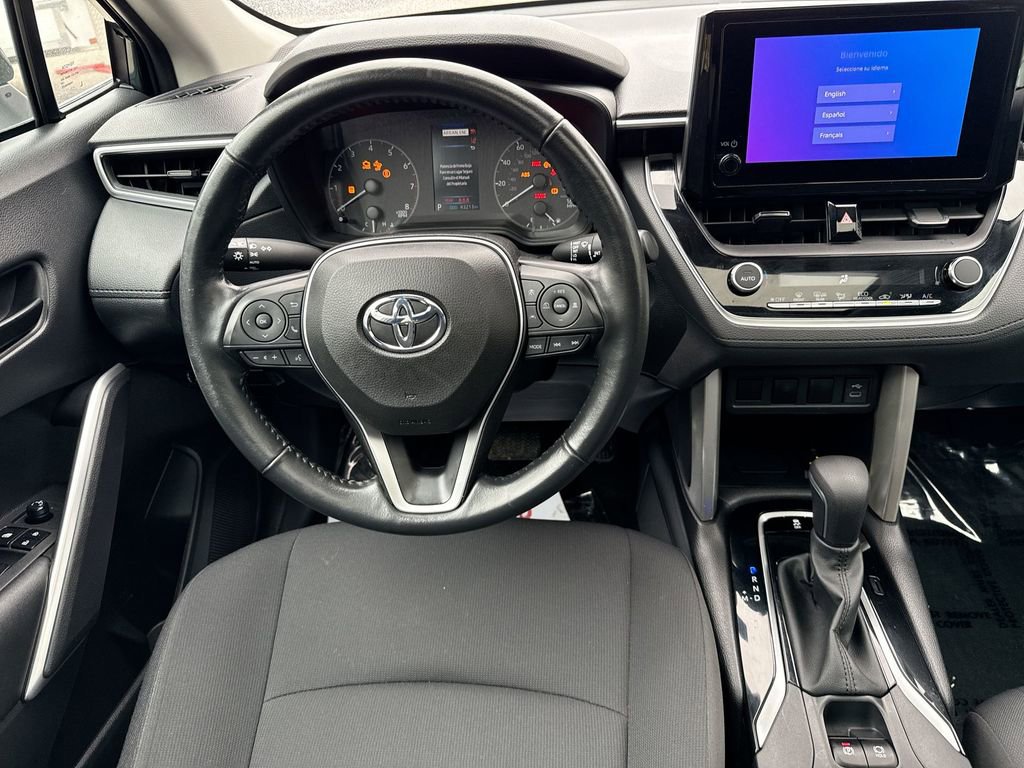 Used 2023 Toyota Corolla Cross LE w/ Moonroof Package image 22