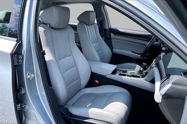Used 2018 Honda Accord EX-L image 28