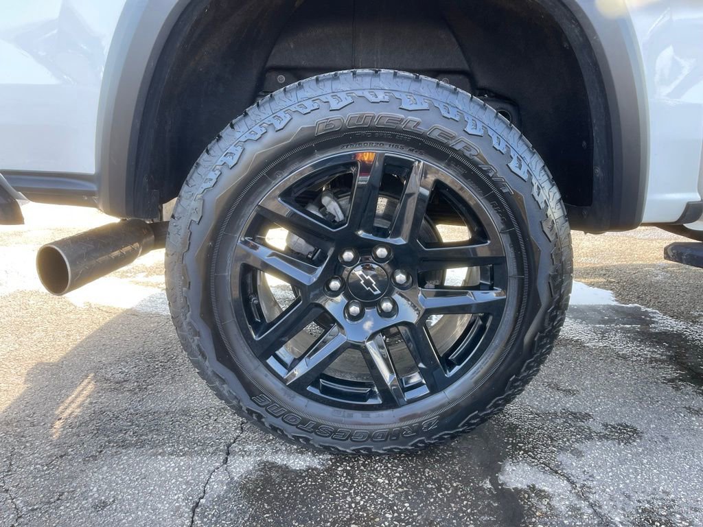 Used 2025 Chevrolet Colorado Trail Boss w/ Midnight Edition image 30