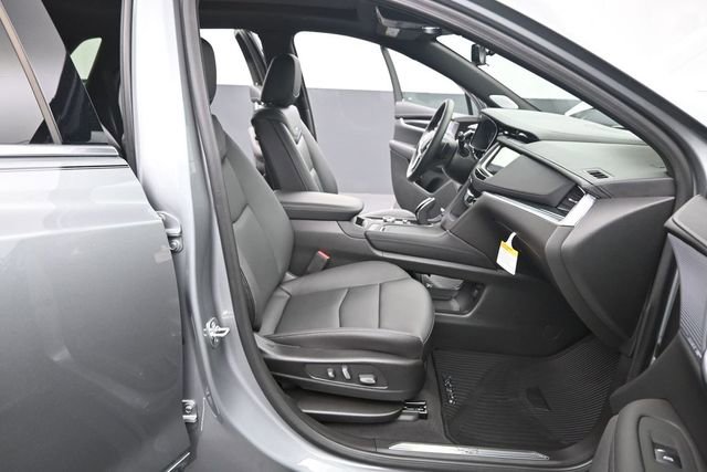 New 2025 Cadillac XT5 Premium Luxury w/ Technology Package AWD/4WD image 18