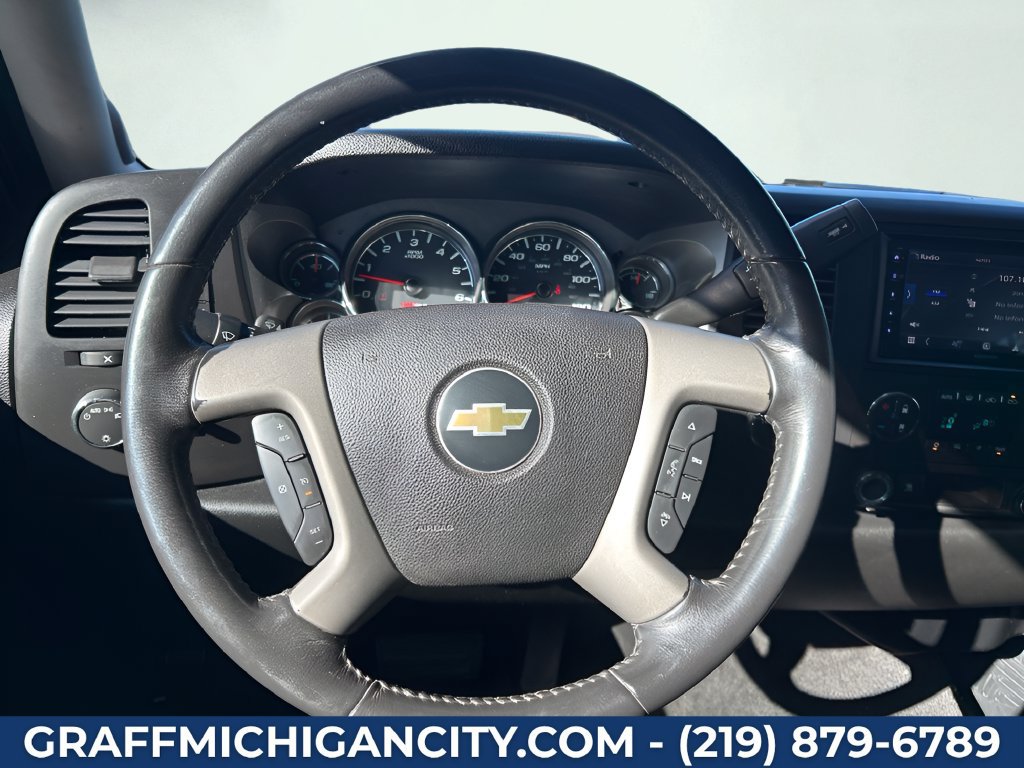 Used 2011 Chevrolet Silverado 1500 LT w/ All-Star Edition AWD/4WD image 13