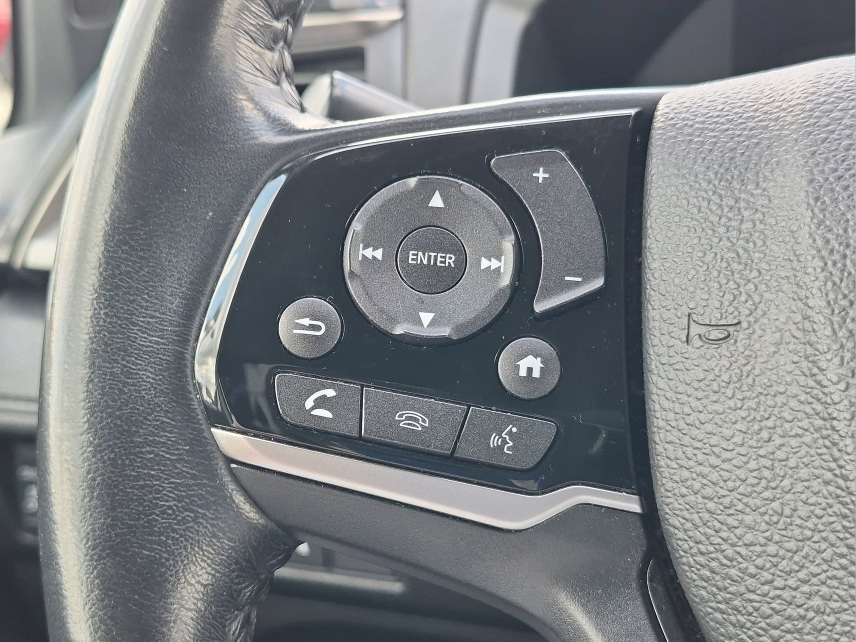 Used 2023 Honda Odyssey Touring image 13
