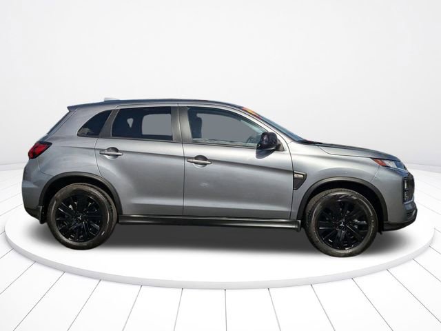 Used 2024 Mitsubishi Outlander Sport LE image 2