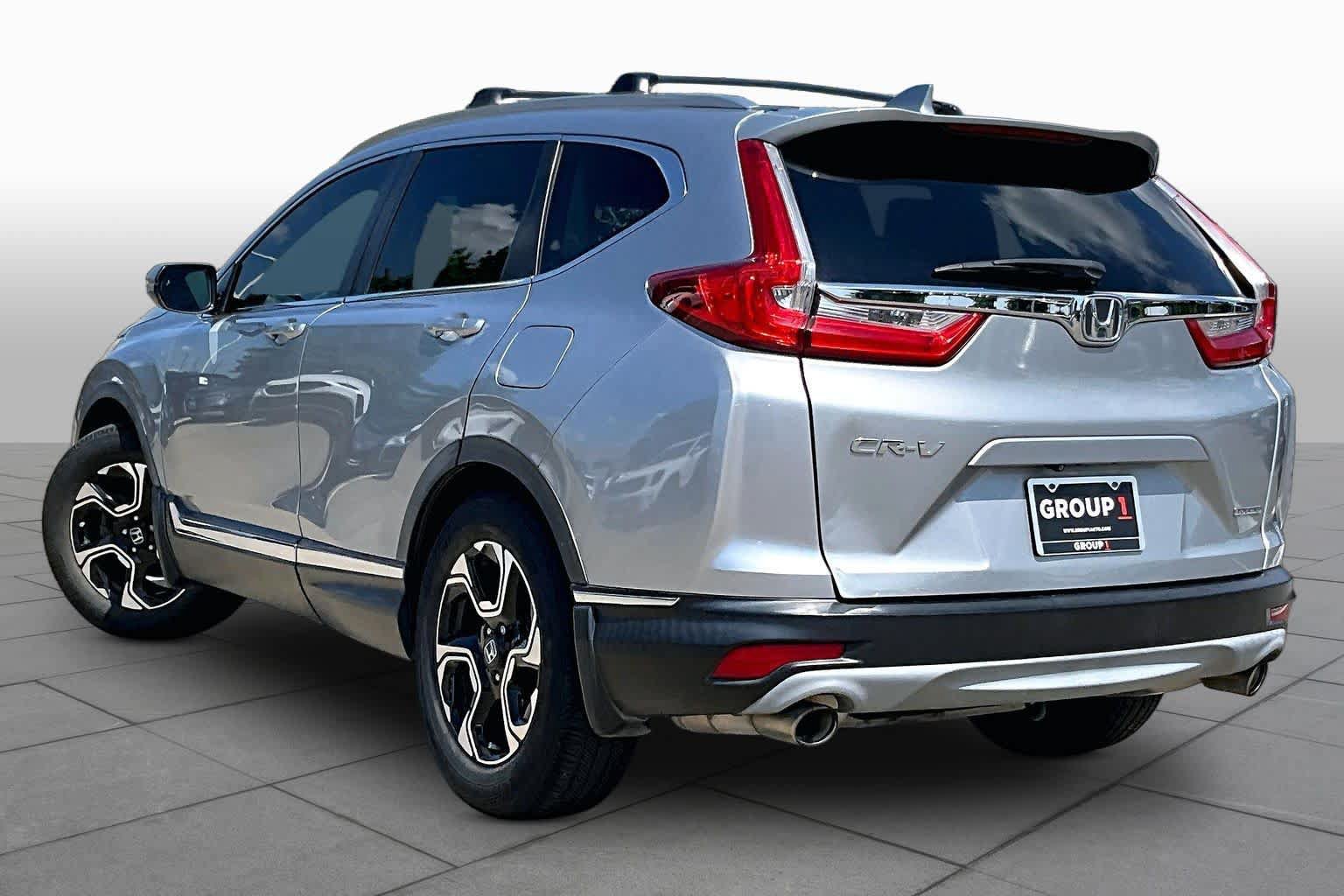 Used 2017 Honda CR-V Touring image 11