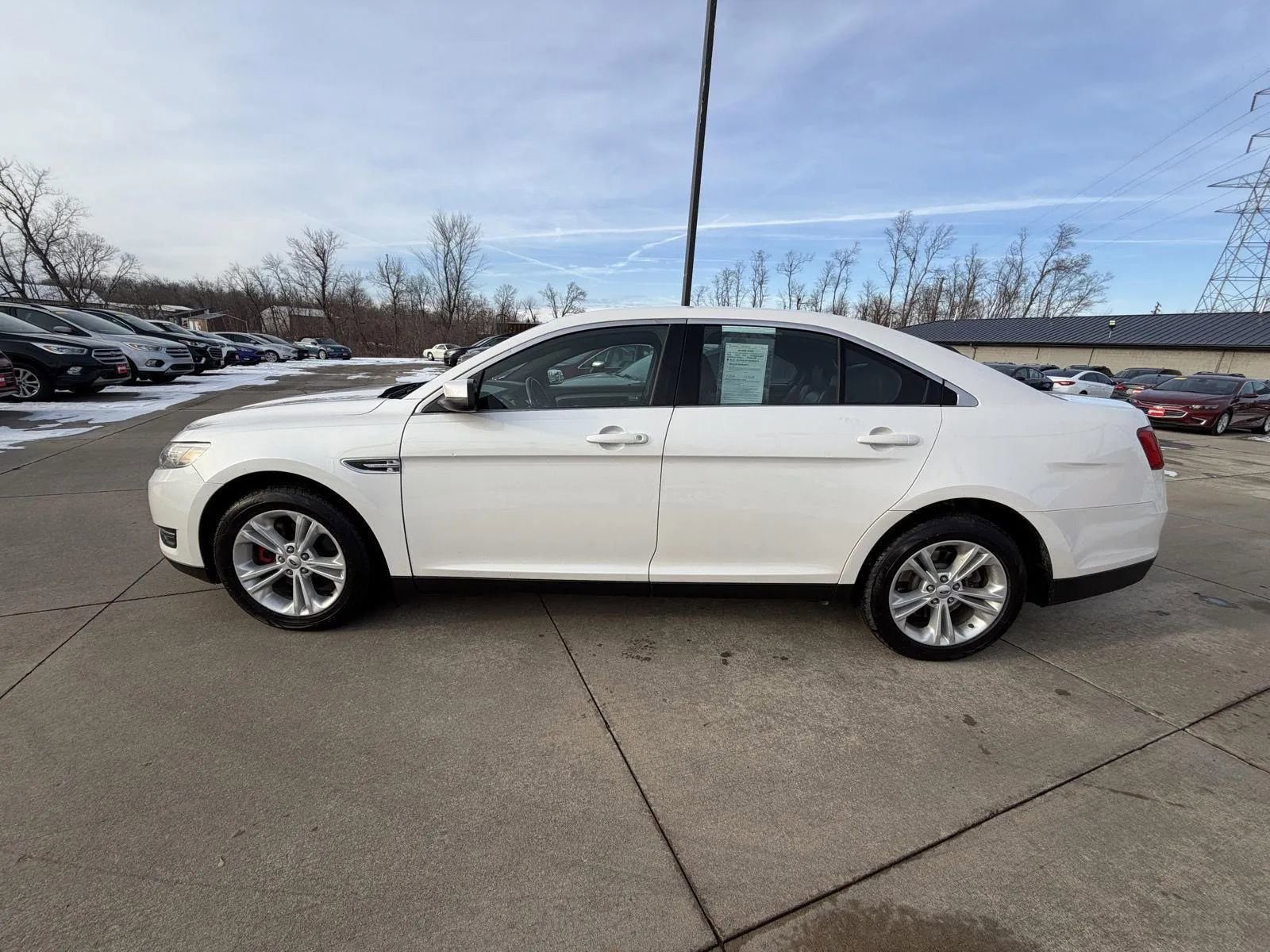 Used 2014 Ford Taurus SEL w/ Equipment Group 201A FWD image 5