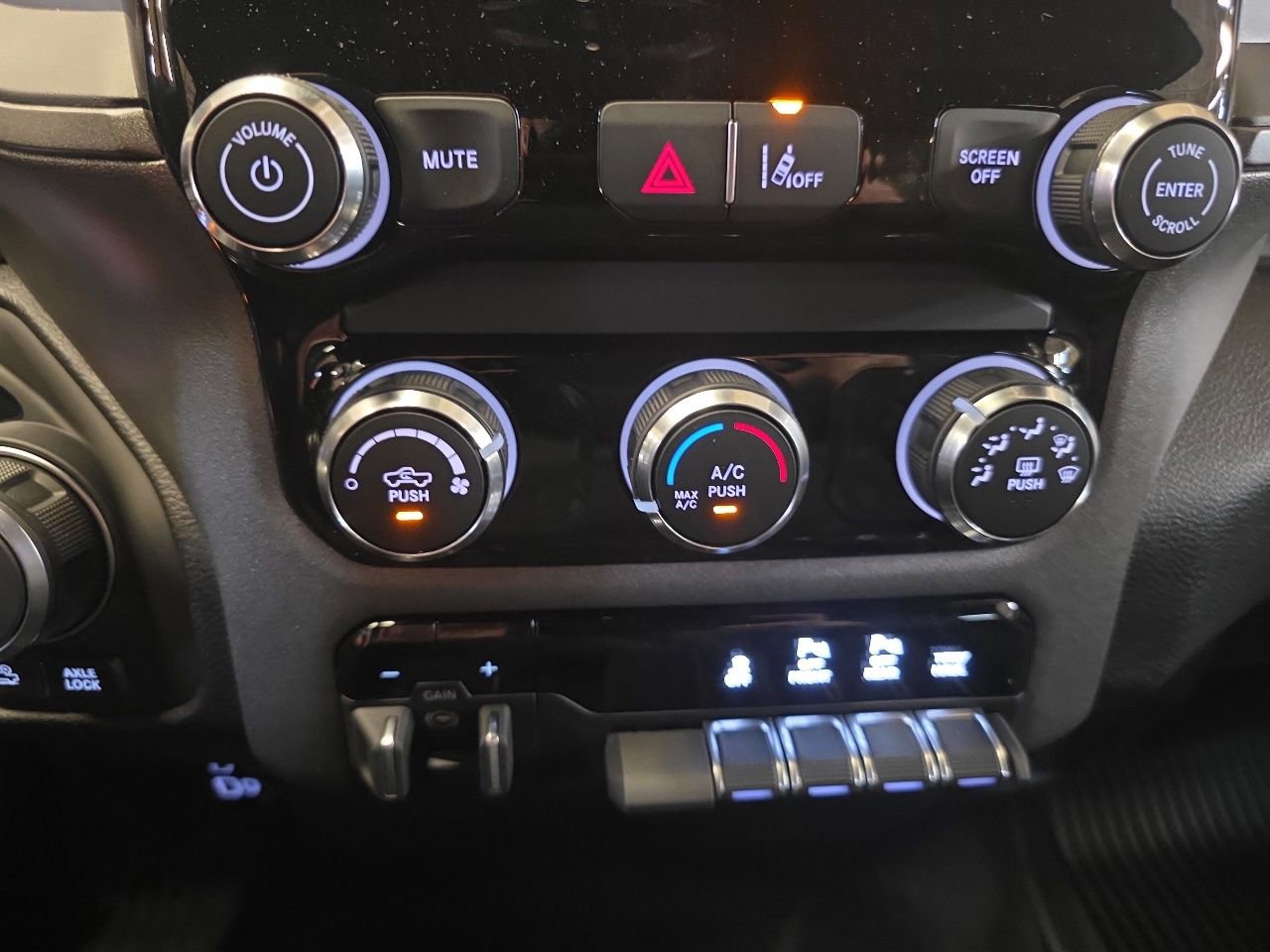 New 2026 RAM 1500 Classic Warlock AWD/4WD image 20