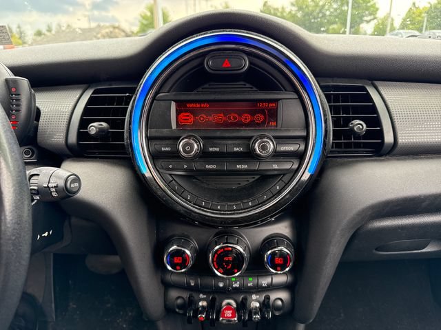 Used 2016 MINI Cooper 2-Door Hardtop FWD image 27