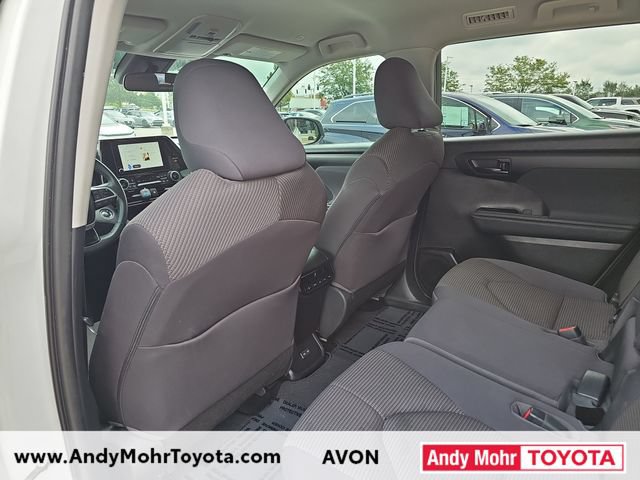 Used 2023 Toyota Highlander LE FWD image 27