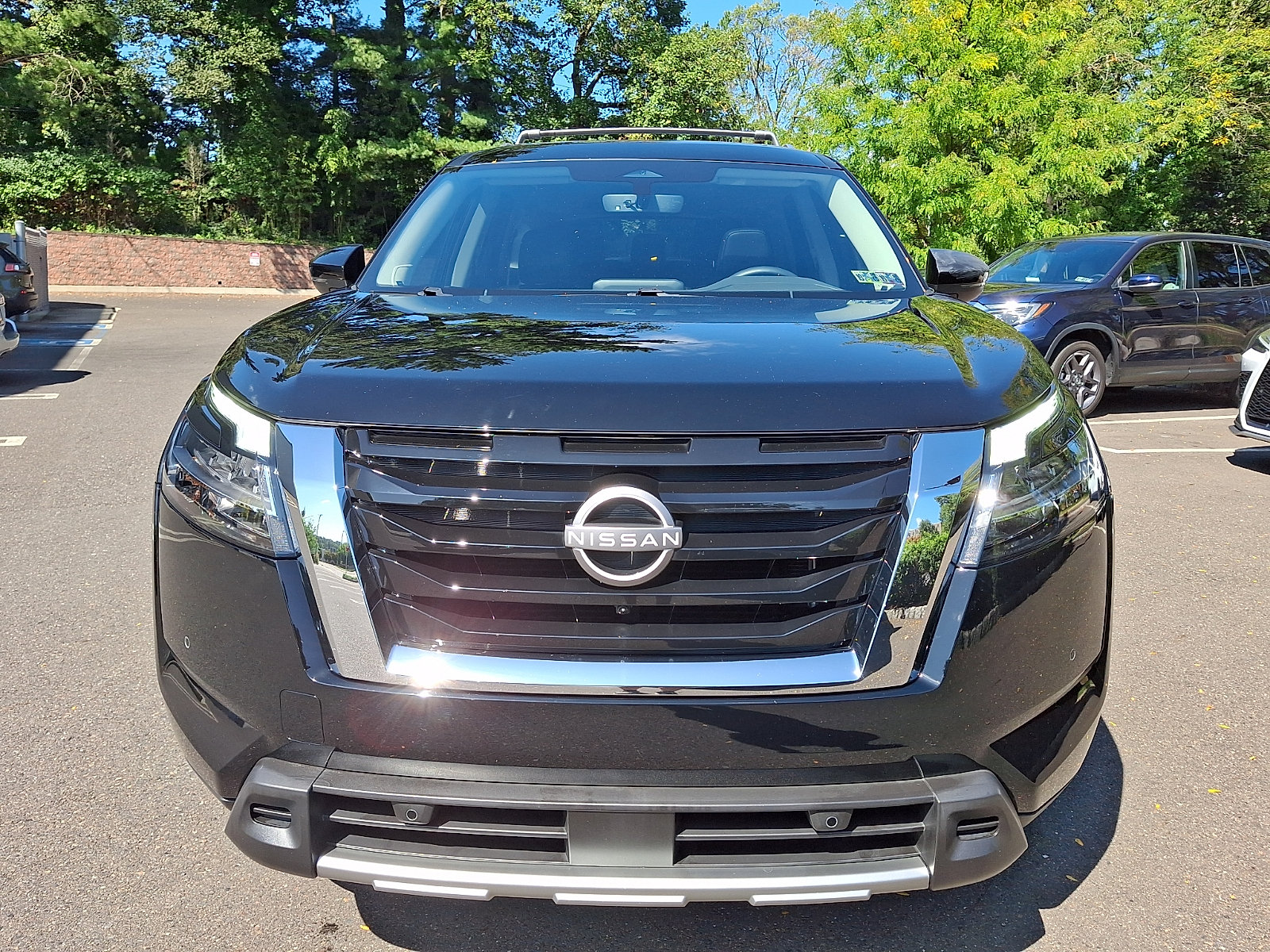 Certified 2024 Nissan Pathfinder SL w/ SL Premium Package AWD/4WD image 2
