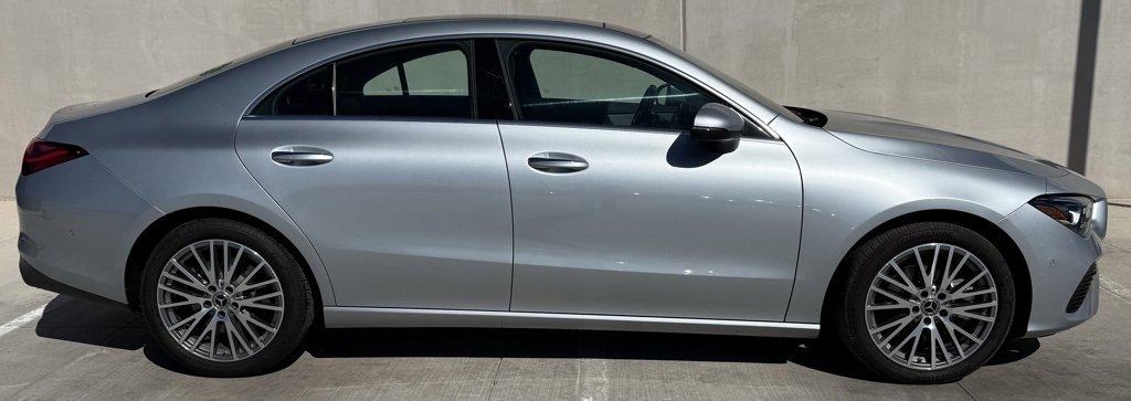 Used 2025 Mercedes-Benz CLA 250 4MATIC image 3