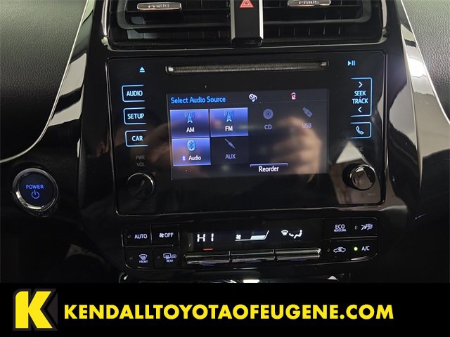 Used 2019 Toyota Prius L Eco image 12