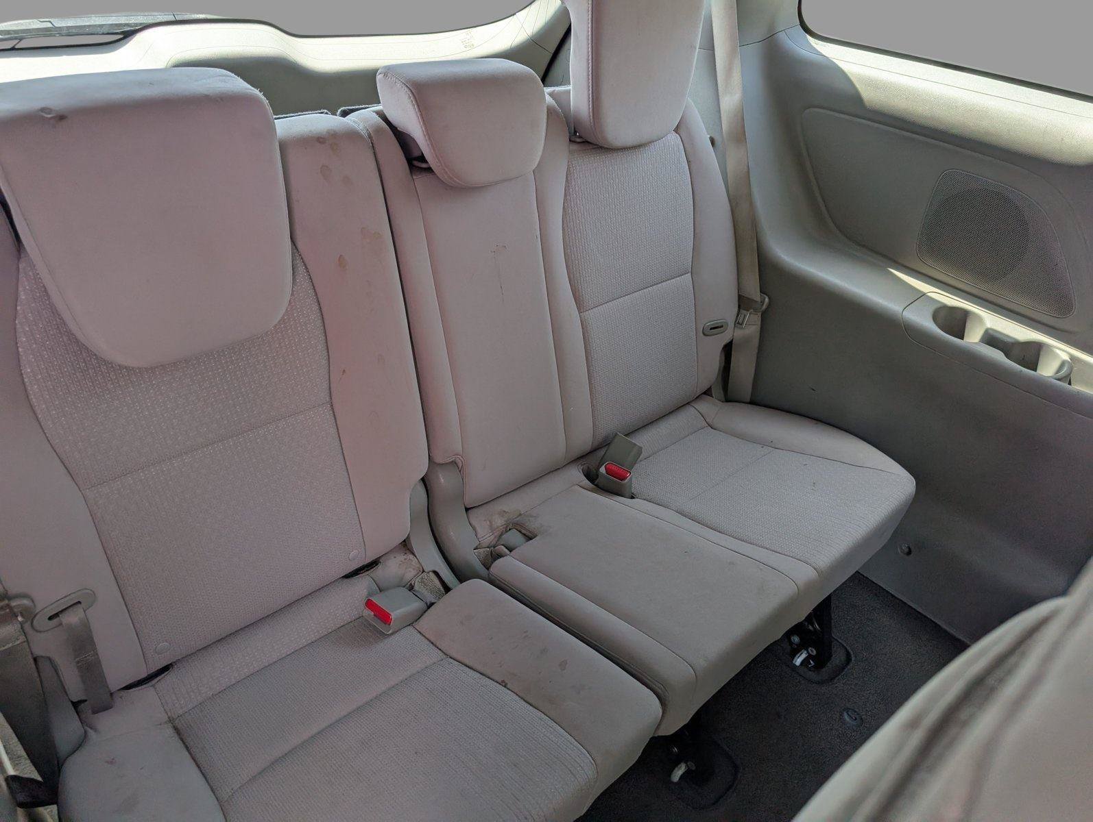 Used 2017 Kia Sedona LX FWD image 35