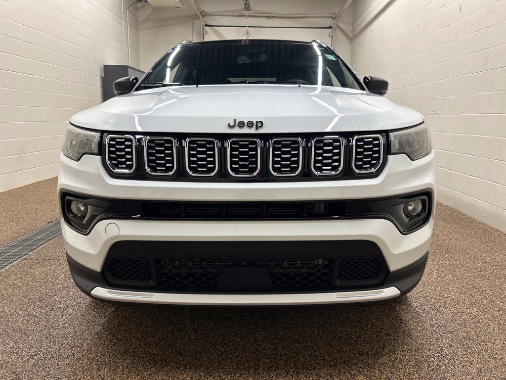 Used 2025 Jeep Compass Limited AWD/4WD image 6