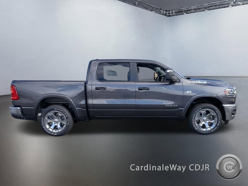 New 2026 RAM 1500 4x4 Crew Cab image 3