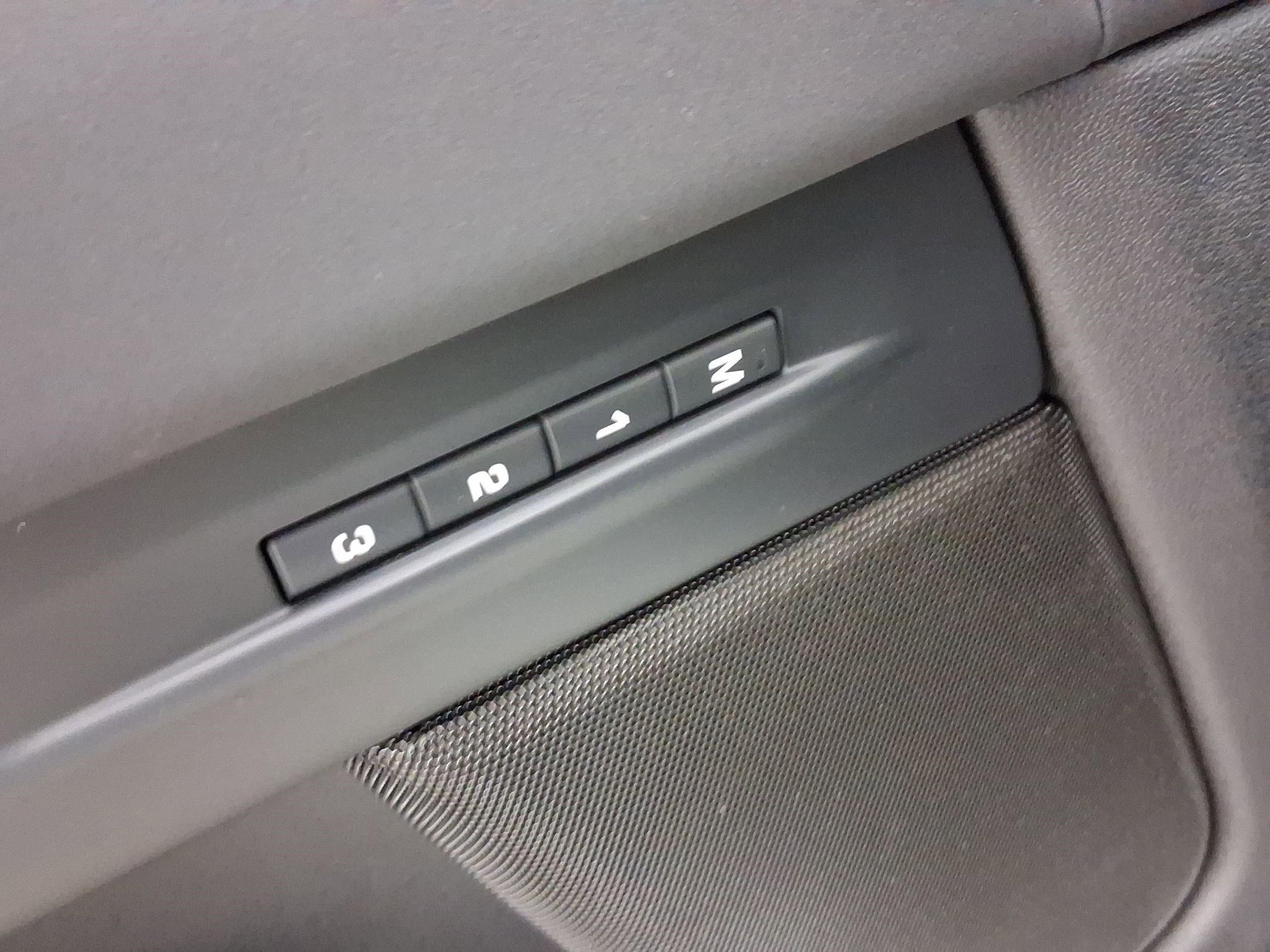 Used 2026 Land Rover Range Rover Evoque S image 20