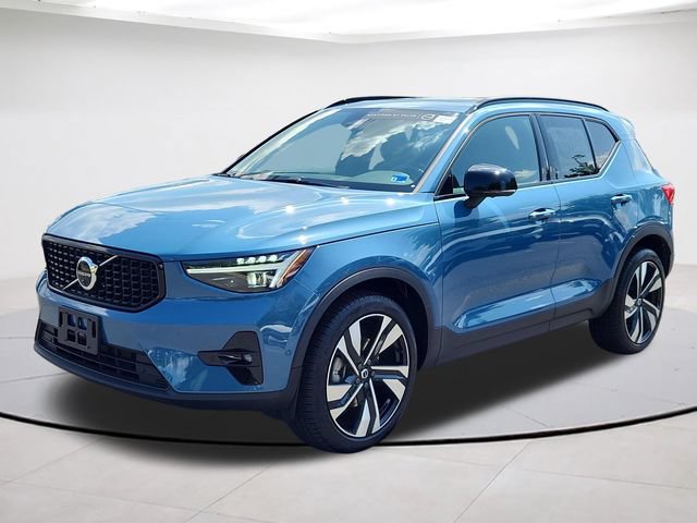 Certified 2025 Volvo XC40 B5 Ultra