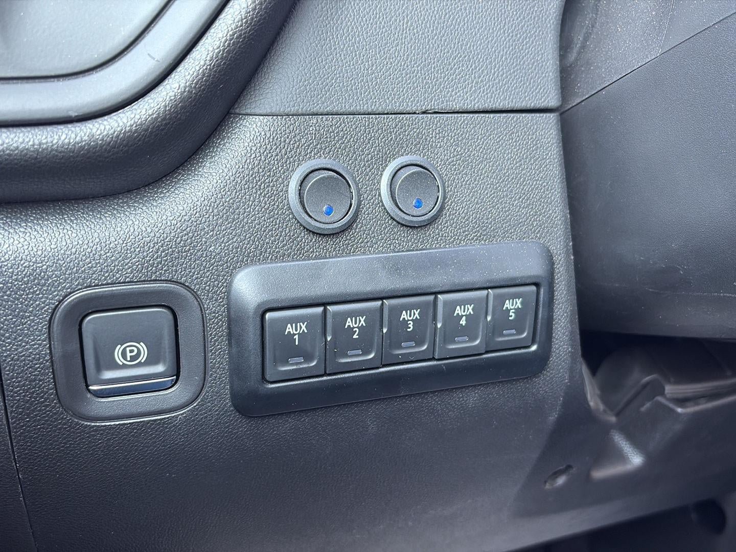 Used 2026 Chevrolet Silverado 3500 W/T w/ WT Convenience Package AWD/4WD image 16
